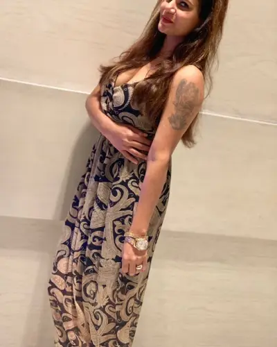 Mannur Escort